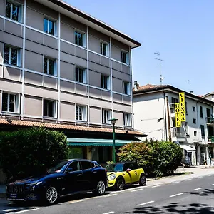 Vienna Otel